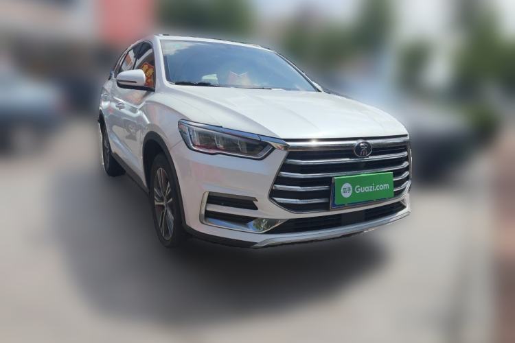 Used BYD Song Pro 2019 1.5T Automatic Elite Edition Front Right 45 Deg