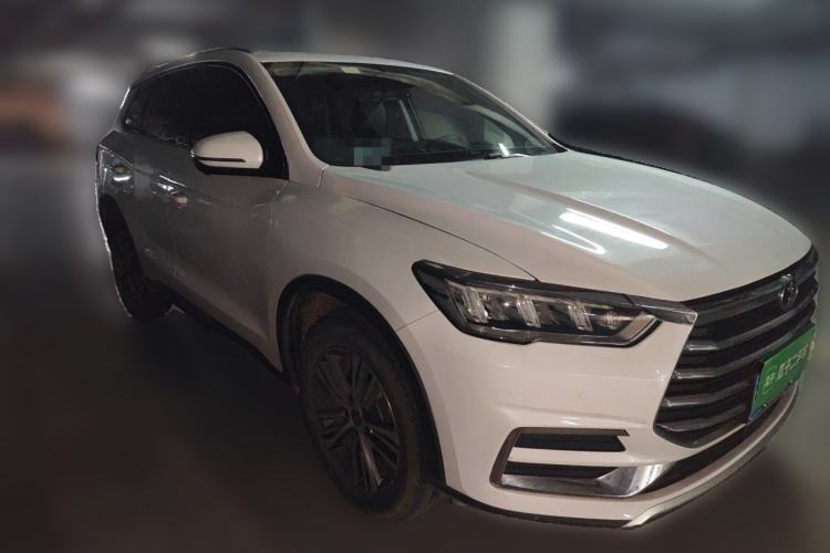Used BYD Song Pro 2019 1.5T Automatic Luxury Model Front Right 45 Deg