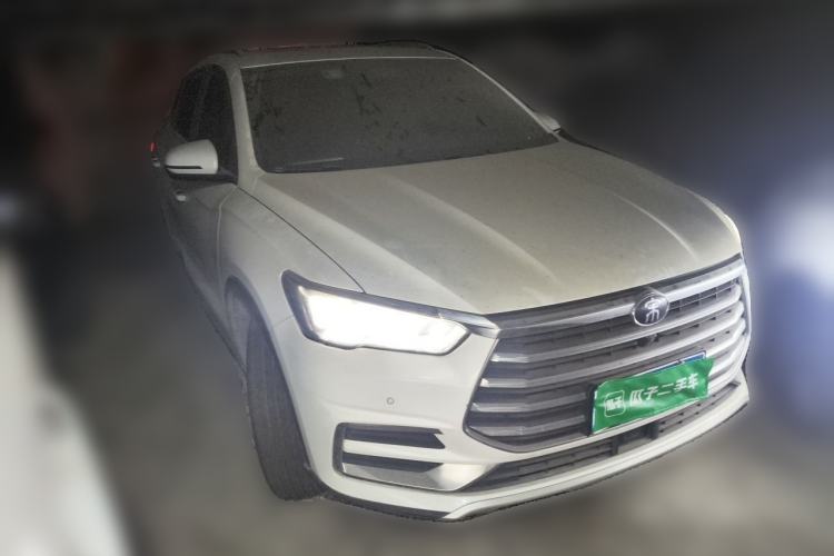 Used BYD Song Pro 2019 1.5T Automatic Luxury Model Front Right 45 Deg