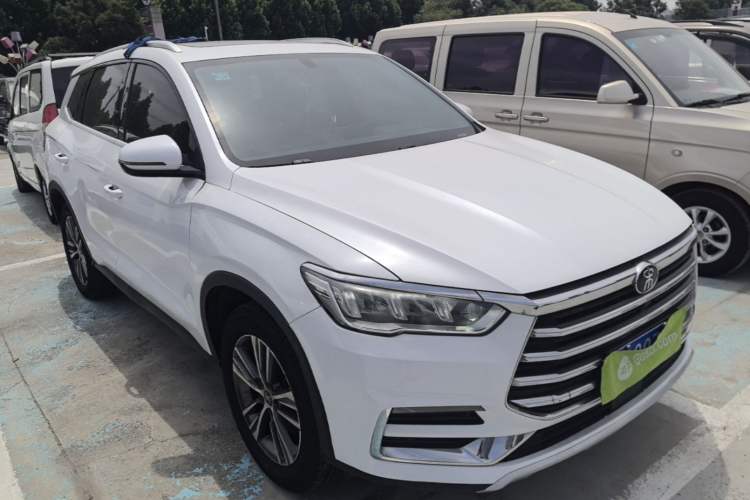 Used BYD Song Pro 2019 1.5T Automatic Elite Edition Front Right 45 Deg