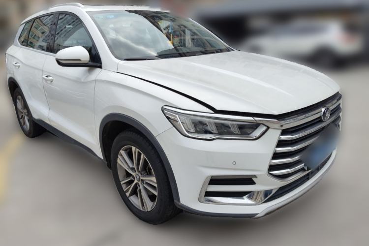 Used BYD Song Pro 2019 1.5T Automatic Luxury Model Front Right 45 Deg