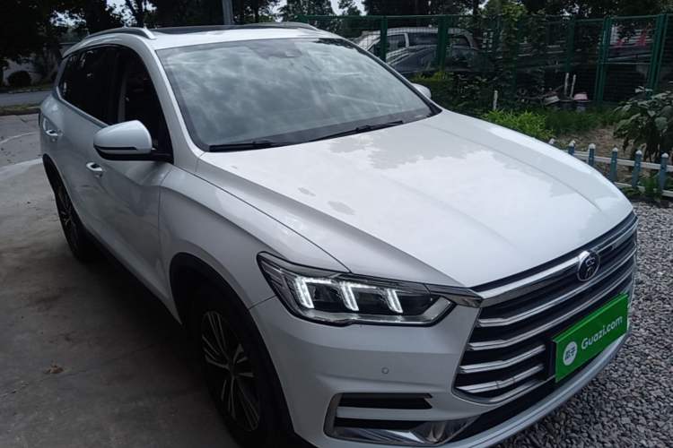 Used BYD Song Pro 2019 1.5T Automatic Prestige Model Front Right 45 Deg