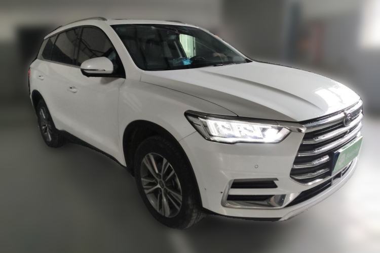Used BYD Song Pro 2019 1.5T Automatic Luxury Model Front Right 45 Deg