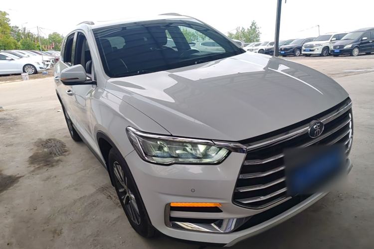 Used BYD Song Pro 2019 1.5T Automatic Luxury Model Front Right 45 Deg