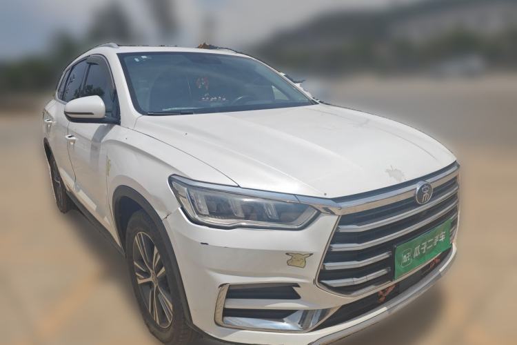 Used BYD Song Pro 2019 1.5T Automatic Elite Edition Front Right 45 Deg