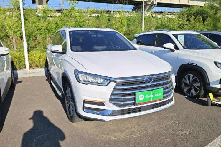Used BYD Song Pro 2019 1.5T Automatic Elite Edition Front Right 45 Deg