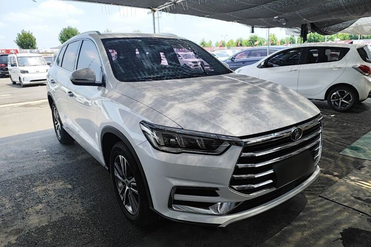 Used BYD Song Pro 2019 1.5T Automatic Elite Edition Front Right 45 Deg