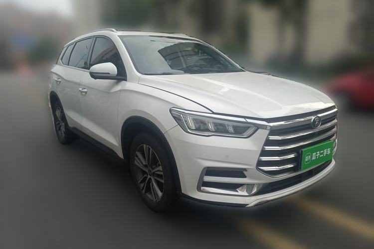 Used BYD Song Pro 2019 1.5T Automatic Luxury Model Front Right 45 Deg