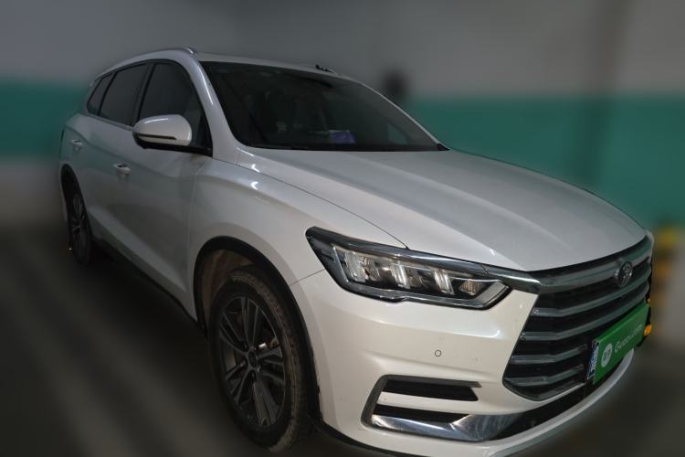 Used BYD Song Pro 2019 1.5T Automatic Luxury Model Front Right 45 Deg