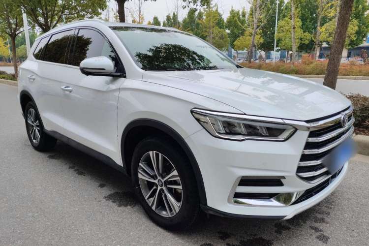 Used BYD Song Pro 2019 1.5T Automatic Luxury Model Front Right 45 Deg