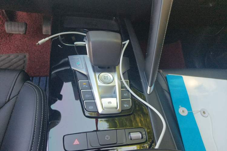 Used BYD Song Pro 2019 1.5T Automatic Elite Edition Gear Lever