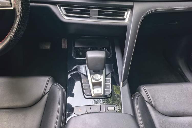 Used BYD Song Pro 2019 1.5T Automatic Elite Edition Gear Lever