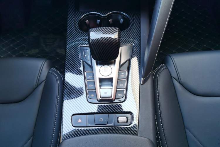 Used BYD Song Pro 2019 1.5T Automatic Luxury Model Gear Lever