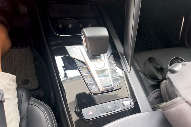 Used BYD Song Pro 2019 1.5T Automatic Prestige Model Gear Lever