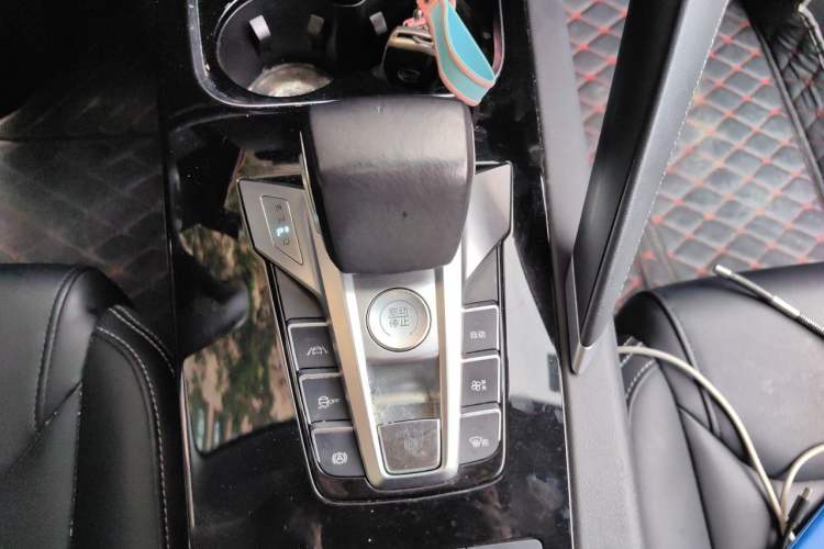 Used BYD Song Pro 2019 1.5T Automatic Luxury Model Gear Lever