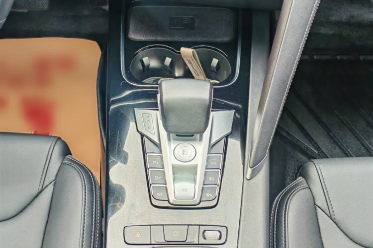 Used BYD Song Pro 2019 1.5T Automatic Elite Edition Gear Lever