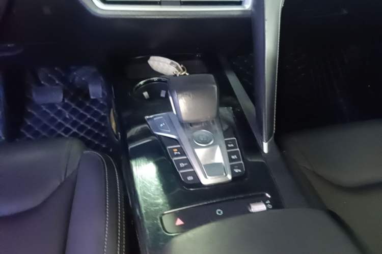 Used BYD Song Pro 2019 1.5T Automatic Elite Edition Gear Lever