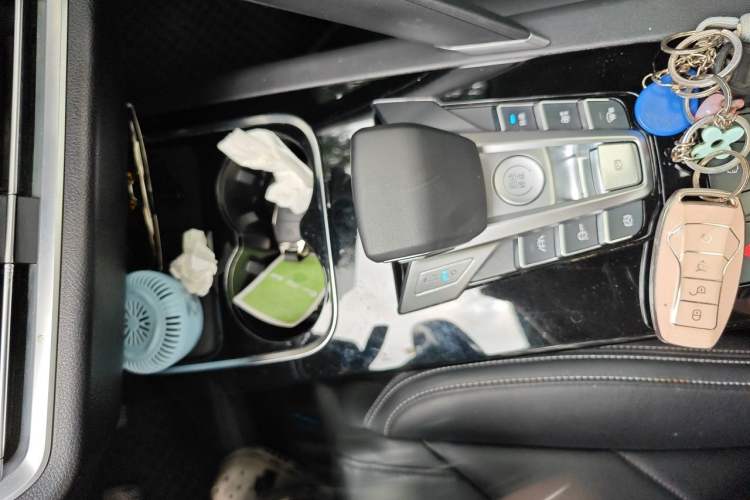 Used BYD Song Pro 2019 1.5T Automatic Luxury Model Gear Lever