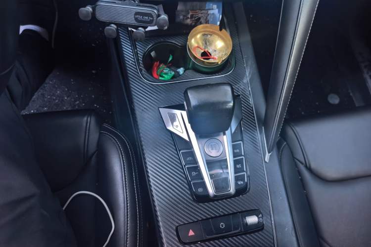 Used BYD Song Pro 2019 1.5T Automatic Luxury Model Gear Lever