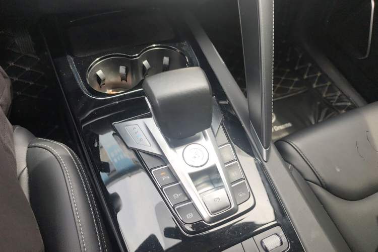 Used BYD Song Pro 2019 1.5T Automatic Elite Edition Gear Lever