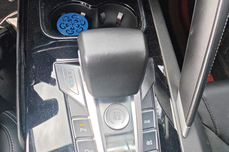 Used BYD Song Pro 2019 1.5T Automatic Luxury Model Gear Lever