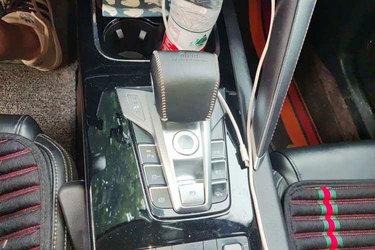 Used BYD Song Pro 2019 1.5T Automatic Elite Edition Gear Lever