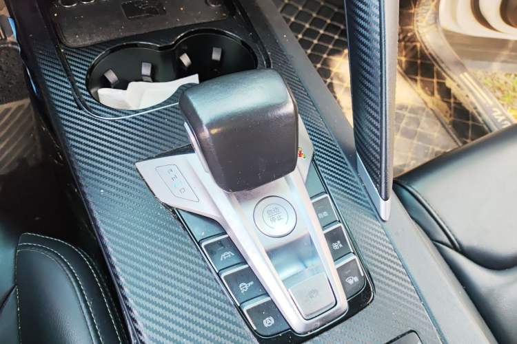 Used BYD Song Pro 2019 1.5T Automatic Luxury Model Gear Lever