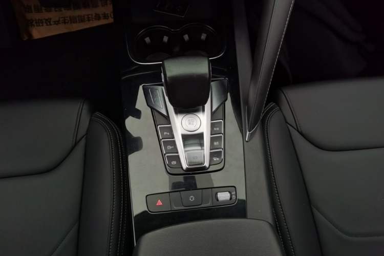 Used BYD Song Pro 2019 1.5T Automatic Elite Edition Gear Lever