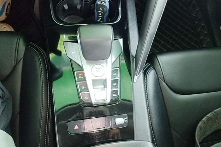Used BYD Song Pro 2019 1.5T Automatic Elite Edition Gear Lever