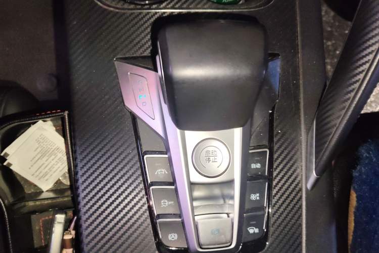 Used BYD Song Pro 2019 1.5T Automatic Luxury Model Gear Lever