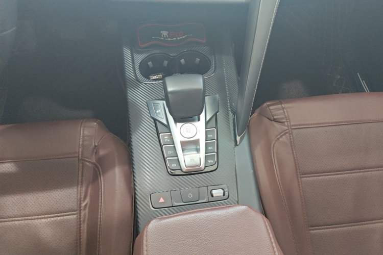 Used BYD Song Pro 2019 1.5T Automatic Elite Edition Gear Lever