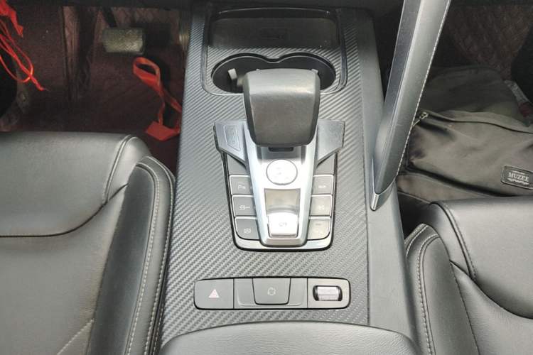 Used BYD Song Pro 2019 1.5T Automatic Elite Edition Gear Lever