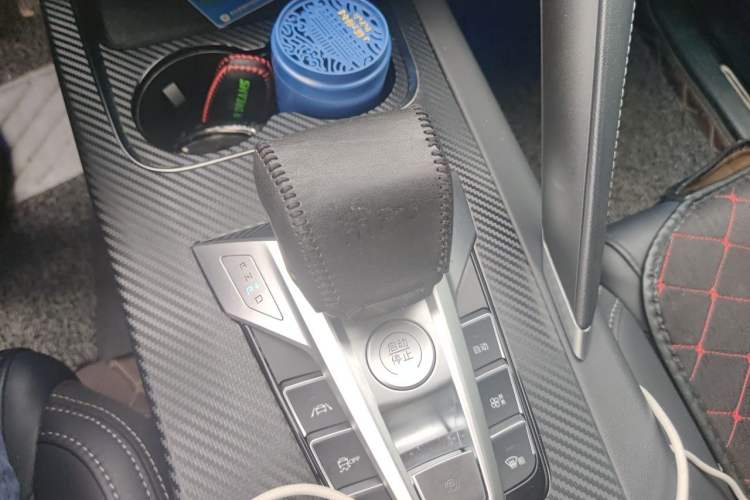 Used BYD Song Pro 2019 1.5T Automatic Luxury Model Gear Lever