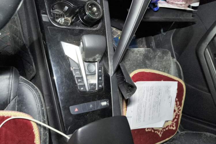 Used BYD Song Pro 2019 1.5T Automatic Luxury Model Gear Lever