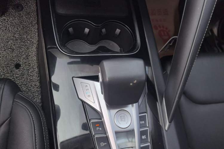 Used BYD Song Pro 2019 1.5T Automatic Elite Edition Gear Lever