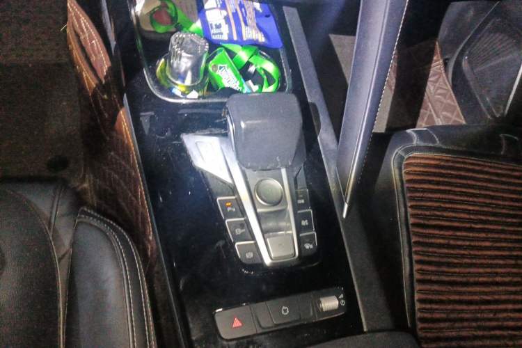 Used BYD Song Pro 2019 1.5T Automatic Elite Edition Gear Lever
