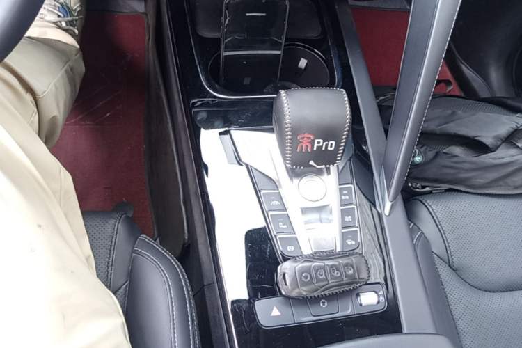 Used BYD Song Pro 2019 1.5T Automatic Prestige Model Gear Lever