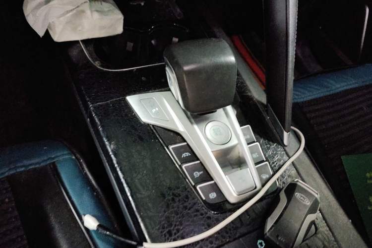 Used BYD Song Pro 2019 1.5T Automatic Luxury Model Gear Lever