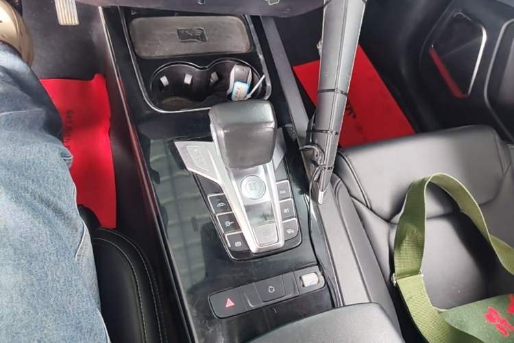 Used BYD Song Pro 2019 1.5T Automatic Luxury Model Gear Lever