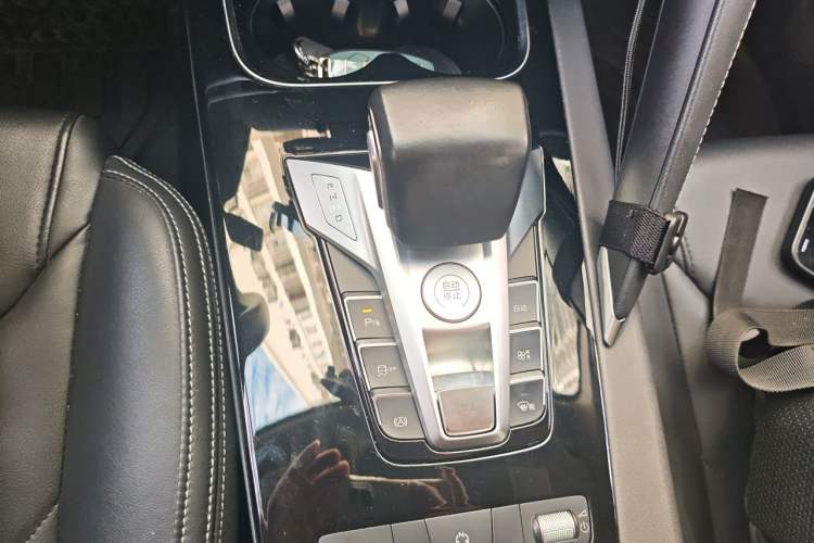 Used BYD Song Pro 2019 1.5T Automatic Elite Edition Gear Lever