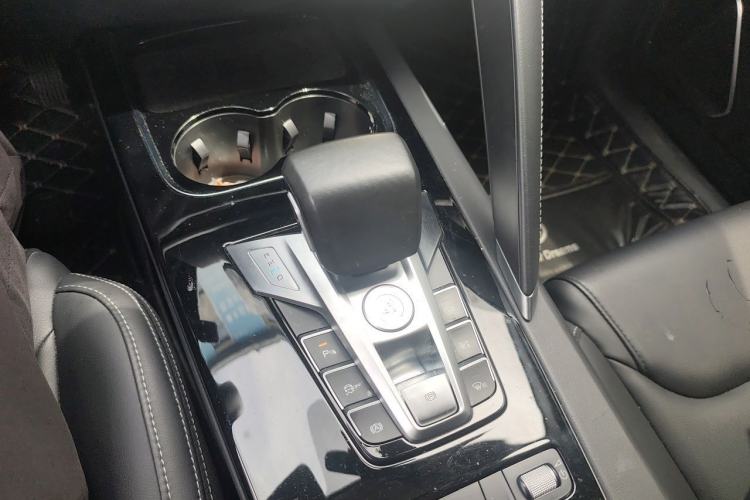 Used BYD Song Pro 2019 1.5T Automatic Elite Edition Gear Lever