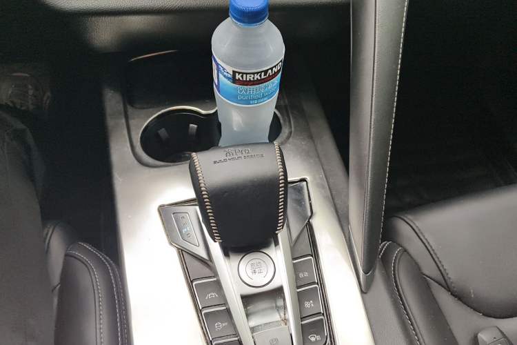 Used BYD Song Pro 2019 1.5T Automatic Luxury Model Gear Lever