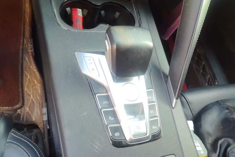 Used BYD Song Pro 2019 1.5T Automatic Prestige Model Gear Lever