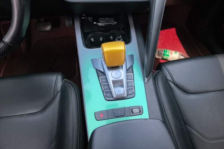Used BYD Song Pro 2019 1.5T Automatic Luxury Model Gear Lever
