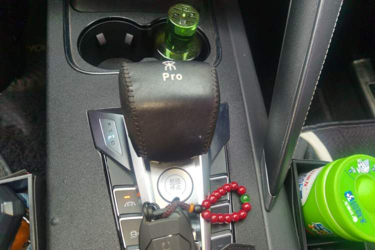 Used BYD Song Pro 2019 1.5T Automatic Luxury Model Gear Lever