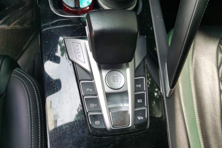 Used BYD Song Pro 2019 1.5T Automatic Elite Edition Gear Lever