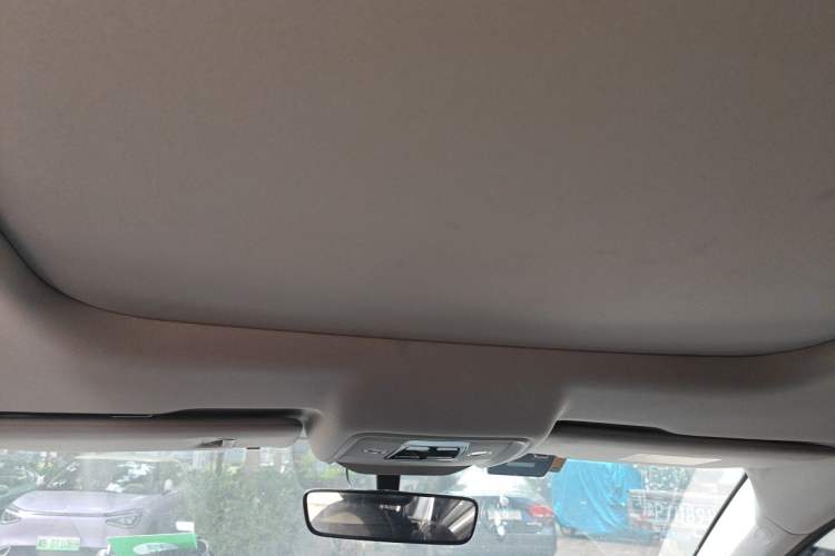 Used BYD Song Pro 2019 1.5T Automatic Elite Edition Headliner