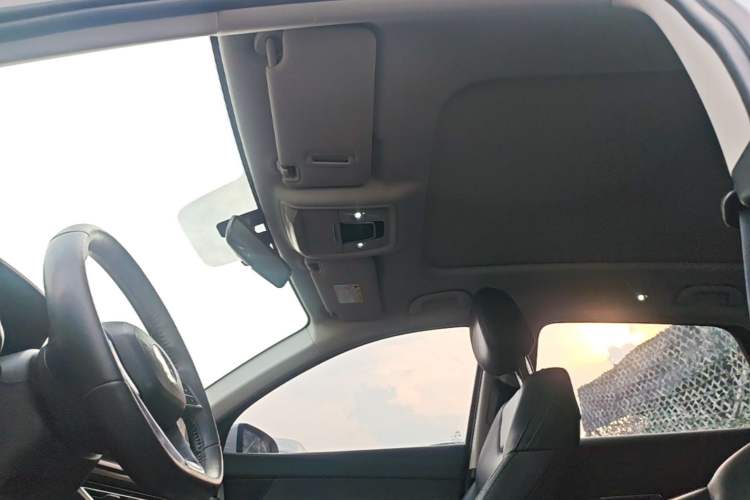 Used BYD Song Pro 2019 1.5T Automatic Elite Edition Headliner