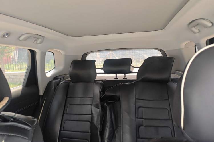Used BYD Song Pro 2019 1.5T Automatic Luxury Model Headliner