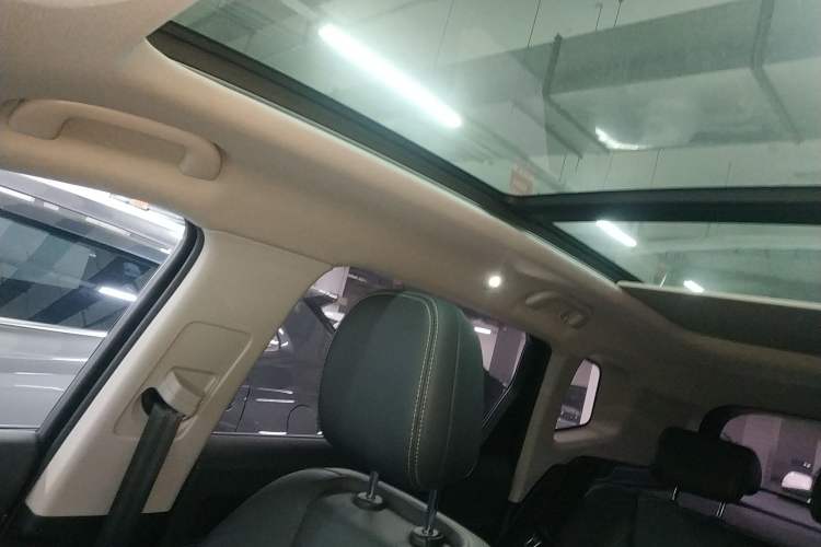 Used BYD Song Pro 2019 1.5T Automatic Elite Edition Headliner